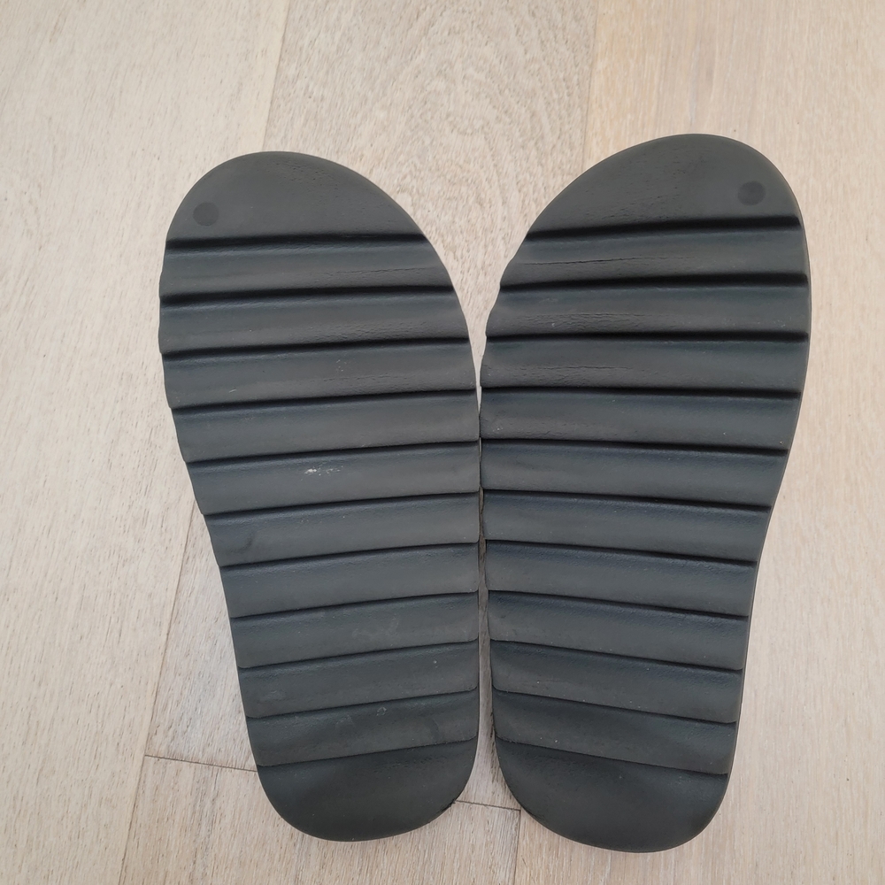Adidas Black Slide Sandals - Picture 3 of 4
